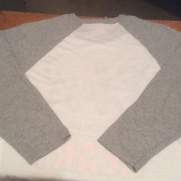 NWT Simply Southern Small 3/4 length T-shirt - Picture 5 of 8